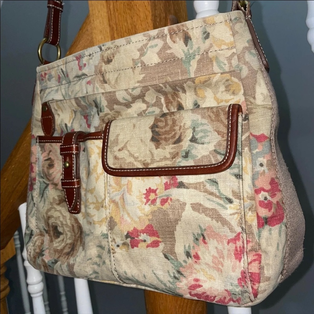 Fossil crossbody strap handbag